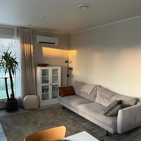 Lägenhet Quality Triangle In A Semi-detached House Joensuu