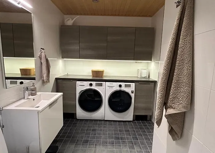 Quality Triangle In A Semi-detached House *